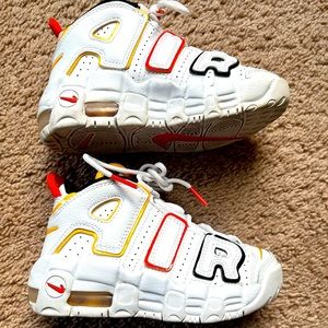 AIR MORE UPTEMPO GS
"Rayguns”